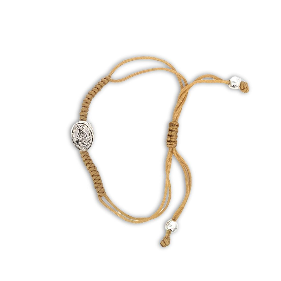 Pulsera tejida de la virgen de la medalla milagrosa