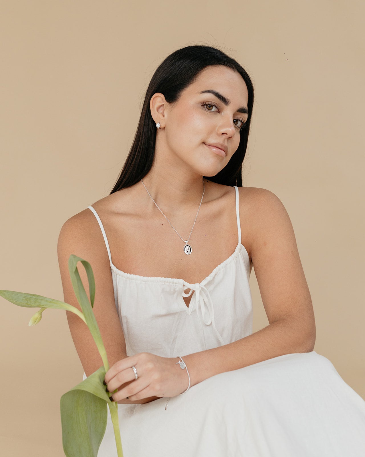 Anillo Decenario delgado con circonitas